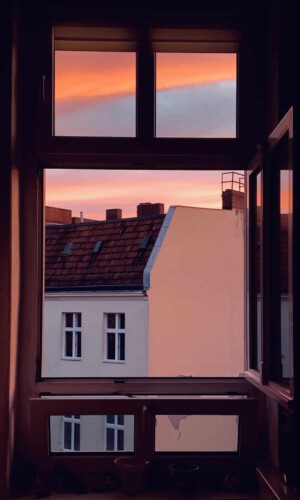 Sunrise_Through_Kitchen_Window_Matthias_Rimpler